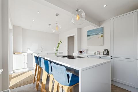 21 Glen Drive, Helensburgh, G84 9BJ