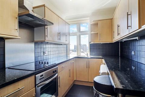 3 bedroom flat to rent, Hall Road, London NW8