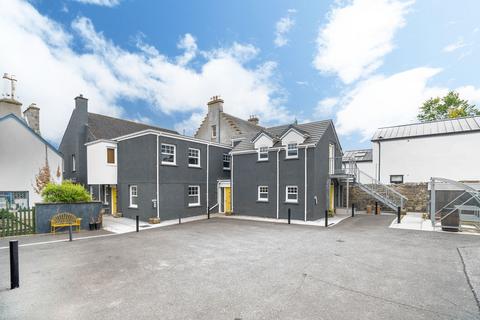 Mixed use for sale, 15-17 High Street Kingussie PH21 1HS