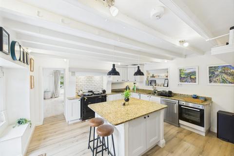 3 bedroom cottage for sale, East Street, Malton YO17