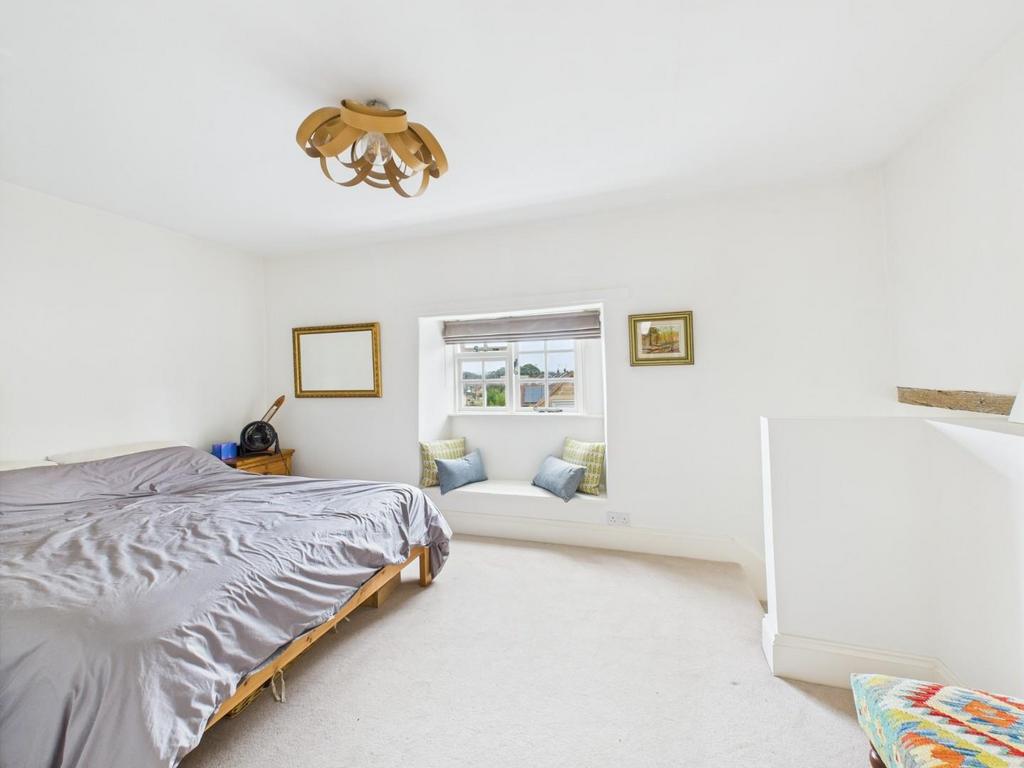 CAM04169 G0-PR0126-STILL036.jpg