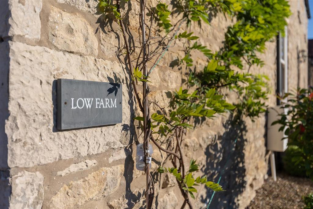 Low Farm External-2.jpg