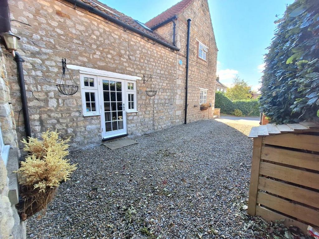 Whats App Image 2025-08-14 at 17.34.56.jpeg