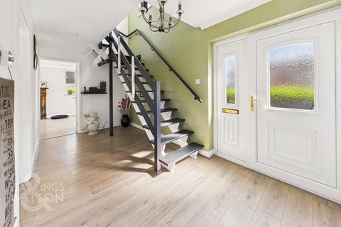 undefined, Hunters Close, Blofield, Norwich