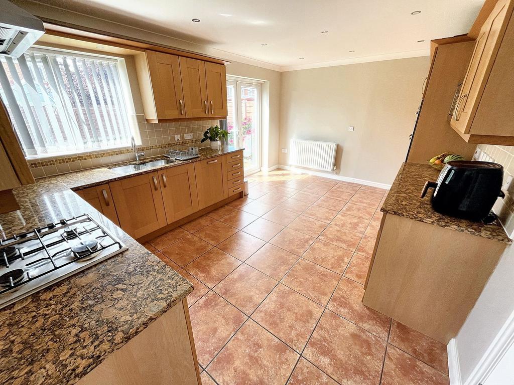 Dining Kitchen
