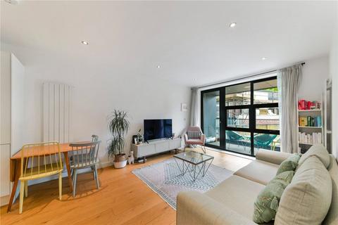 1 bedroom apartment for sale, Esker Place, London, E2