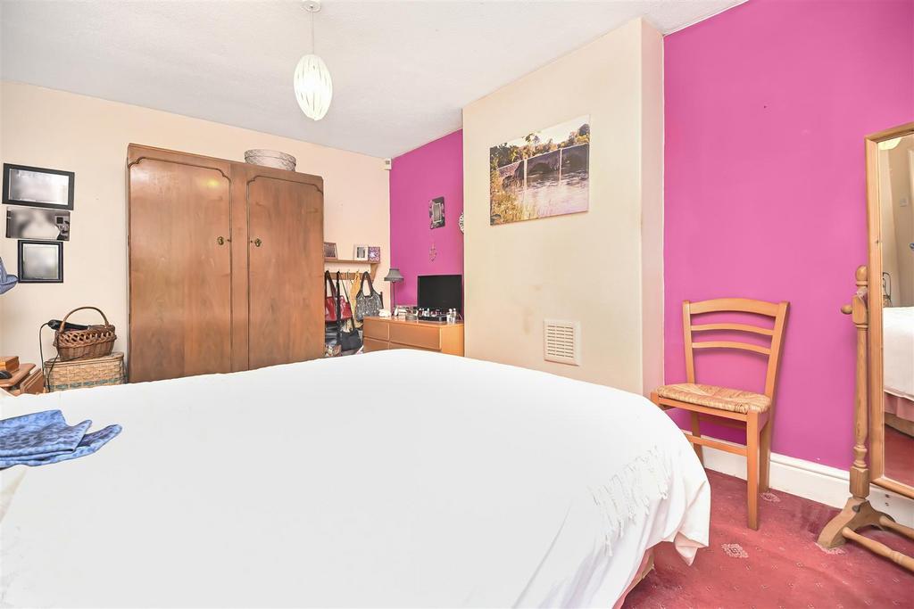 469 Warrington Road Bedroom 1 (2).jpg