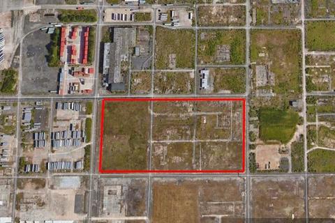 Land to rent, A1 Rd Manchester M31 4DD