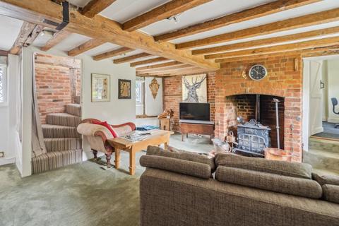 4 bedroom semi-detached house for sale, Wooburn Town, Buckinghamshire, HP10