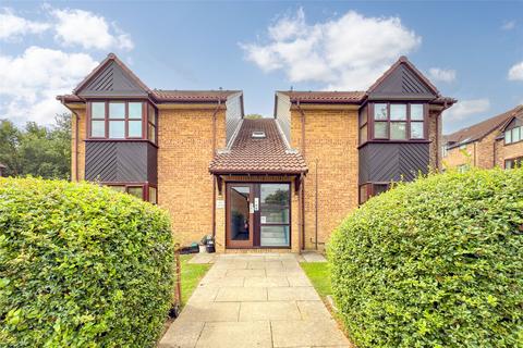 1 bedroom apartment for sale, The Larches, Milford Close, St. Albans, Hertfordshire, AL4
