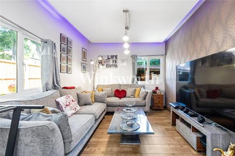 3 bedroom terraced house for sale, Dongola Road, London, N17