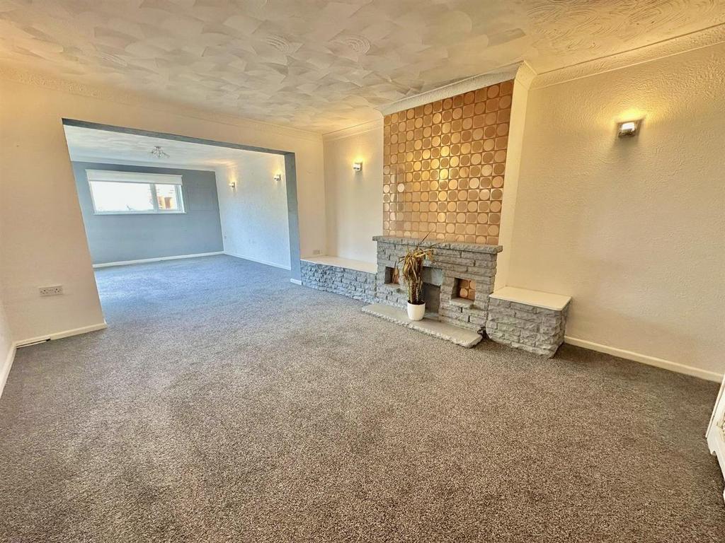 Lounge Dining Room