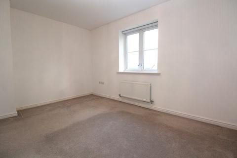 undefined, Meadfarm Close, RM3