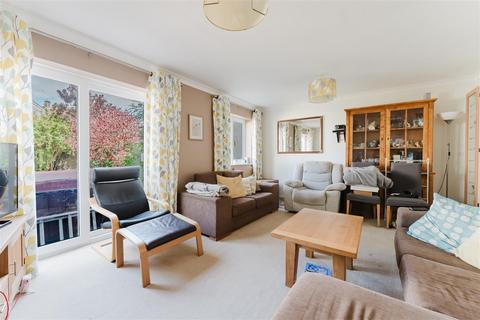 undefined, Substantial detached family home, ideally situated for access to Yatton's mainline railway station