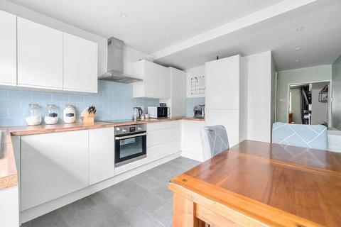 11 Ferry Lane, Wouldham, Rochester, ME1 3UU