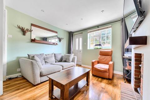 11 Ferry Lane, Wouldham, Rochester, ME1 3UU