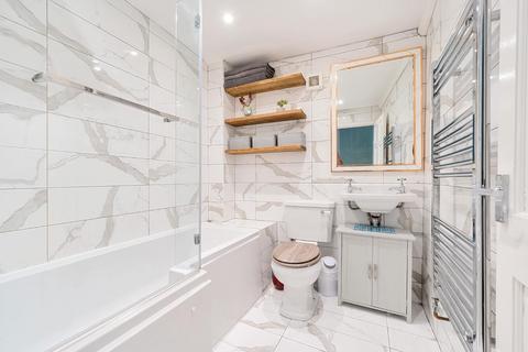 11 Ferry Lane, Wouldham, Rochester, ME1 3UU