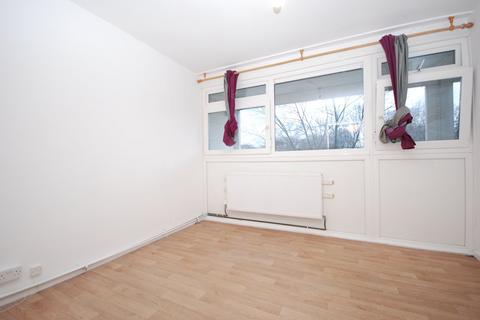 3 bedroom flat to rent, Wimborne House, Oval SW8