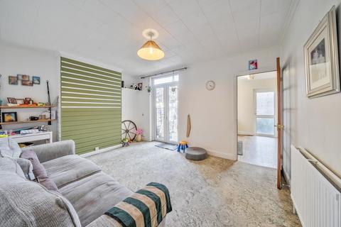 1 bedroom flat for sale, Locket Road, Harrow HA3