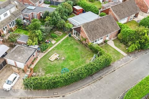 3 bedroom detached bungalow for sale, Skedge Way, Blofield Heath, Norwich