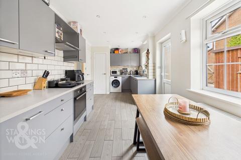 3 bedroom semi-detached house for sale, Churchill Court, Dereham