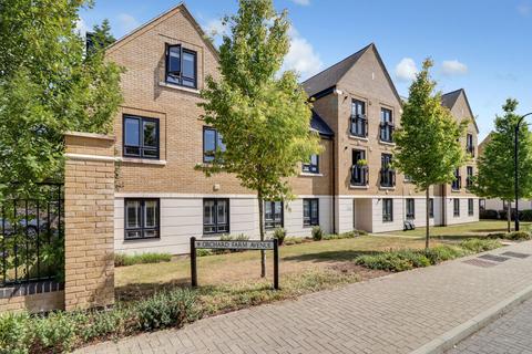 2 bedroom apartment for sale, Orchard Farm Avenue, East Molesey, KT8