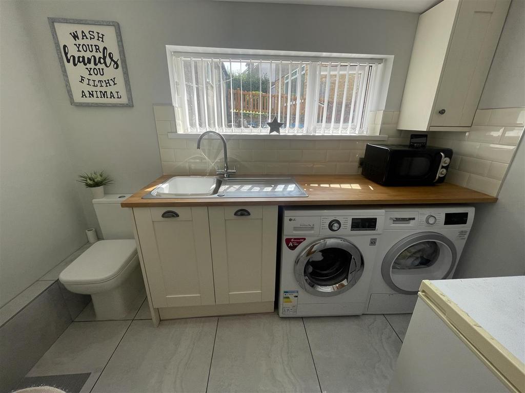 Utility Downstairs Wc