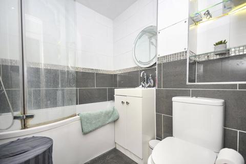 33 Old School Close, Beckenham, BR3 4PQ