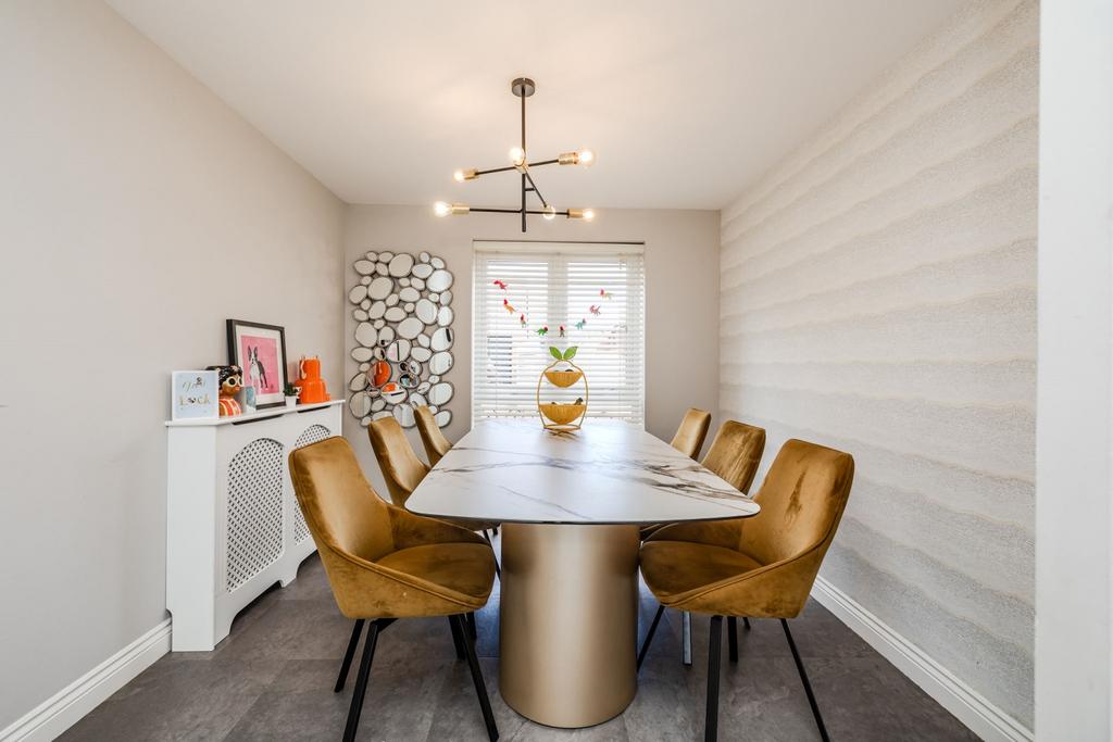 14 Bridget Gardens-Newcastle Great Park-NE139 DD-9