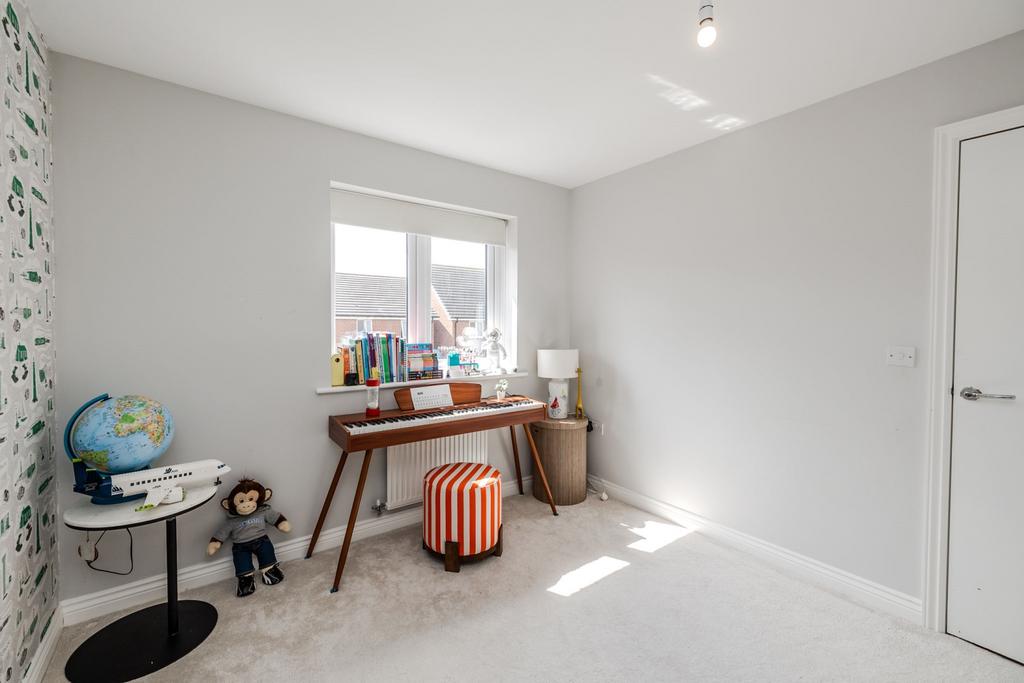 14 Bridget Gardens-Newcastle Great Park-NE139 DD-28