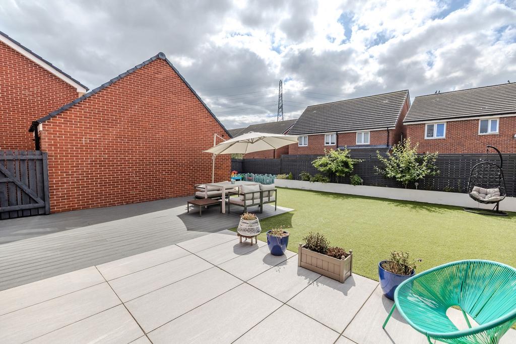 14 Bridget Gardens-Newcastle Great Park-NE139 DD-16
