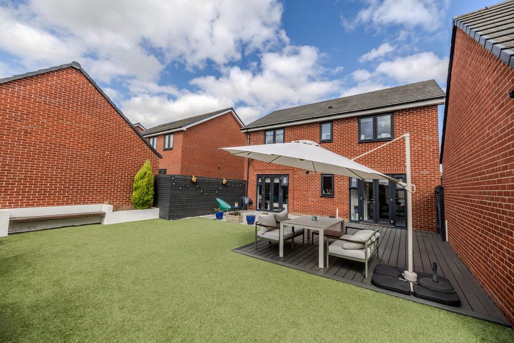 14 Bridget Gardens-Newcastle Great Park-NE139 DD-18