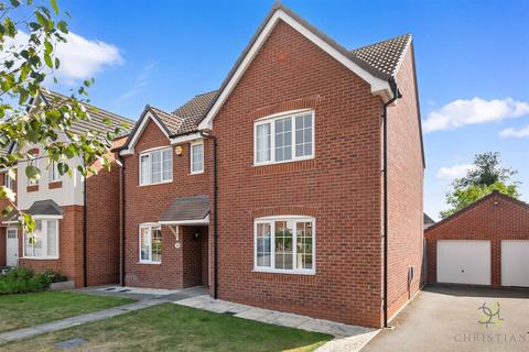 4 bedroom detached house for sale, Egremont Close, Evesham WR11