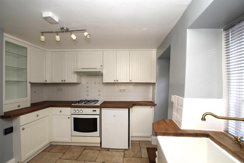 Kitchen.JPG