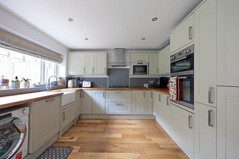4 bedroom detached house for sale, Wyndene Close, Preston PR3