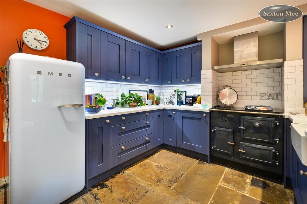 Middlewood Rd - kitchen 9759.jpg