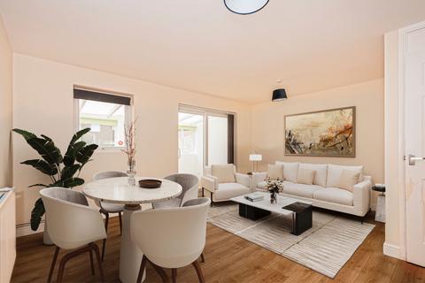 3 bedroom semi-detached house for sale, Carr Close, Beverley HU17