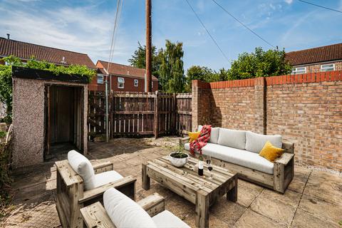 3 bedroom semi-detached house for sale, Carr Close, Beverley HU17