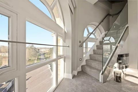undefined, Princess Park Manor, London, N11