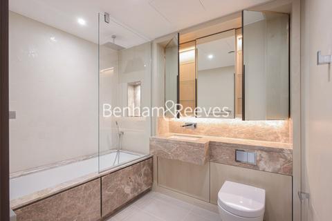 2 bedroom apartment to rent, Parrs Way, London W6