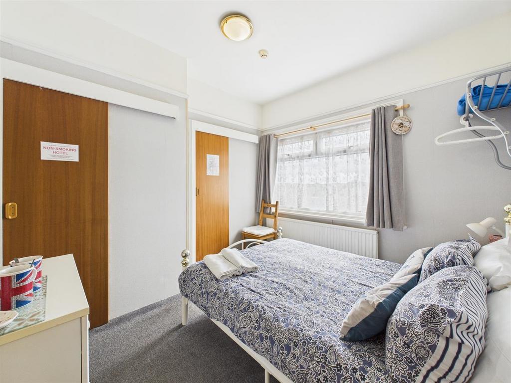Letting rooms: