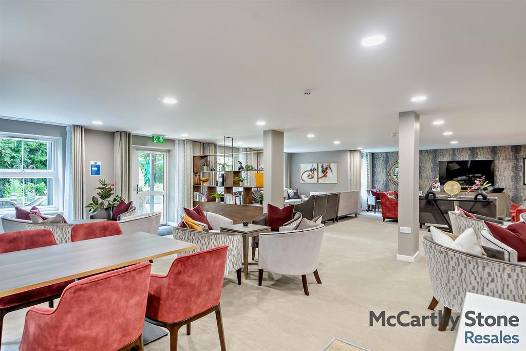 8657080-interior16-800.jpg