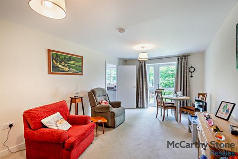 1 bedroom apartment for sale, Summer Court, Burley In Wharfedale