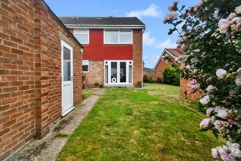 29 Bedson Walk, Rainham, Gillingham, ME8 8NN