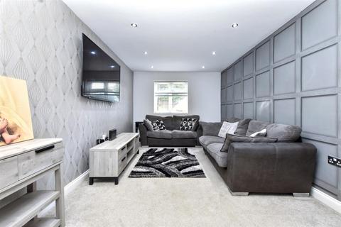 4 bedroom detached house for sale, Swanley Close, Eastbourne