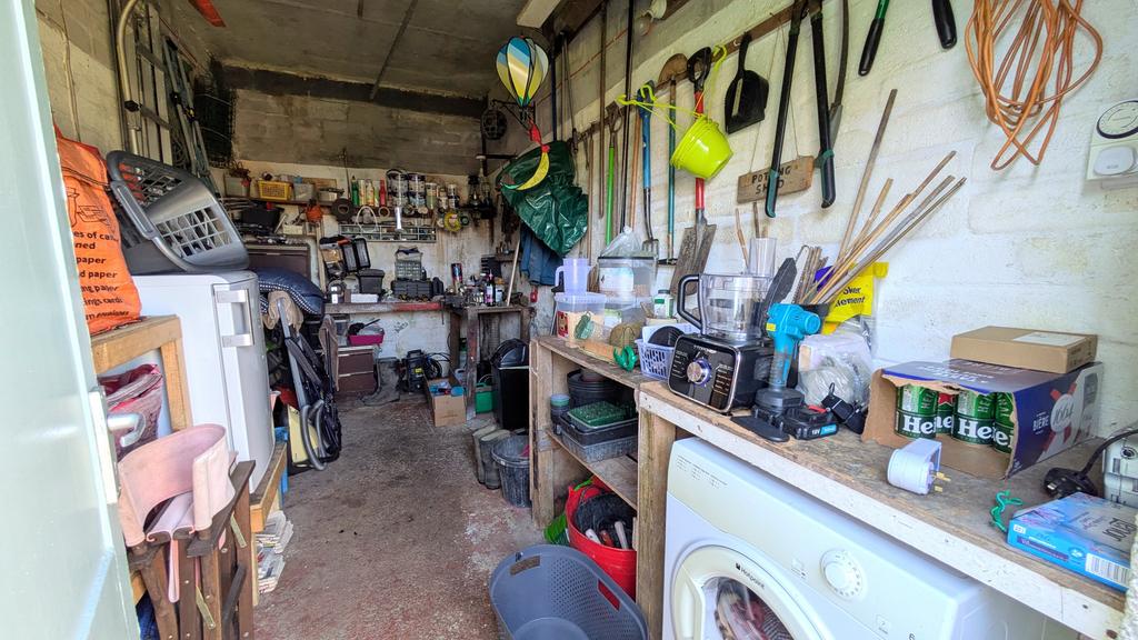 Pxl 20250812 143150302