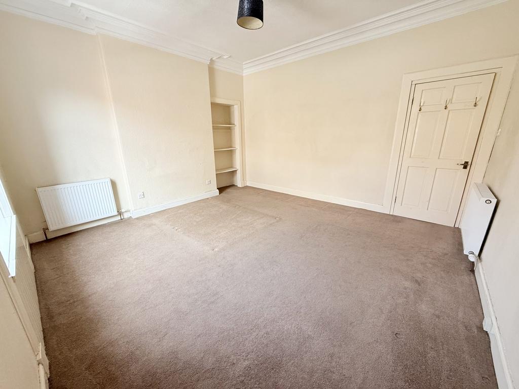 17 Henry Street, Dumfries, DG1 2 LL - Braidwoods So