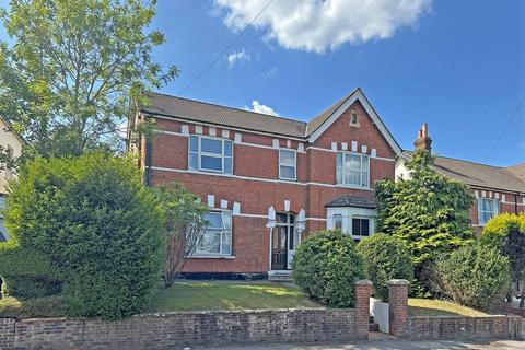 undefined, Woodlands Road, Redhill
