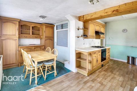 3 bedroom detached house for sale, Ashingdon Road, Rochford