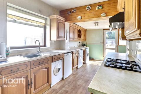 3 bedroom detached house for sale, Ashingdon Road, Rochford